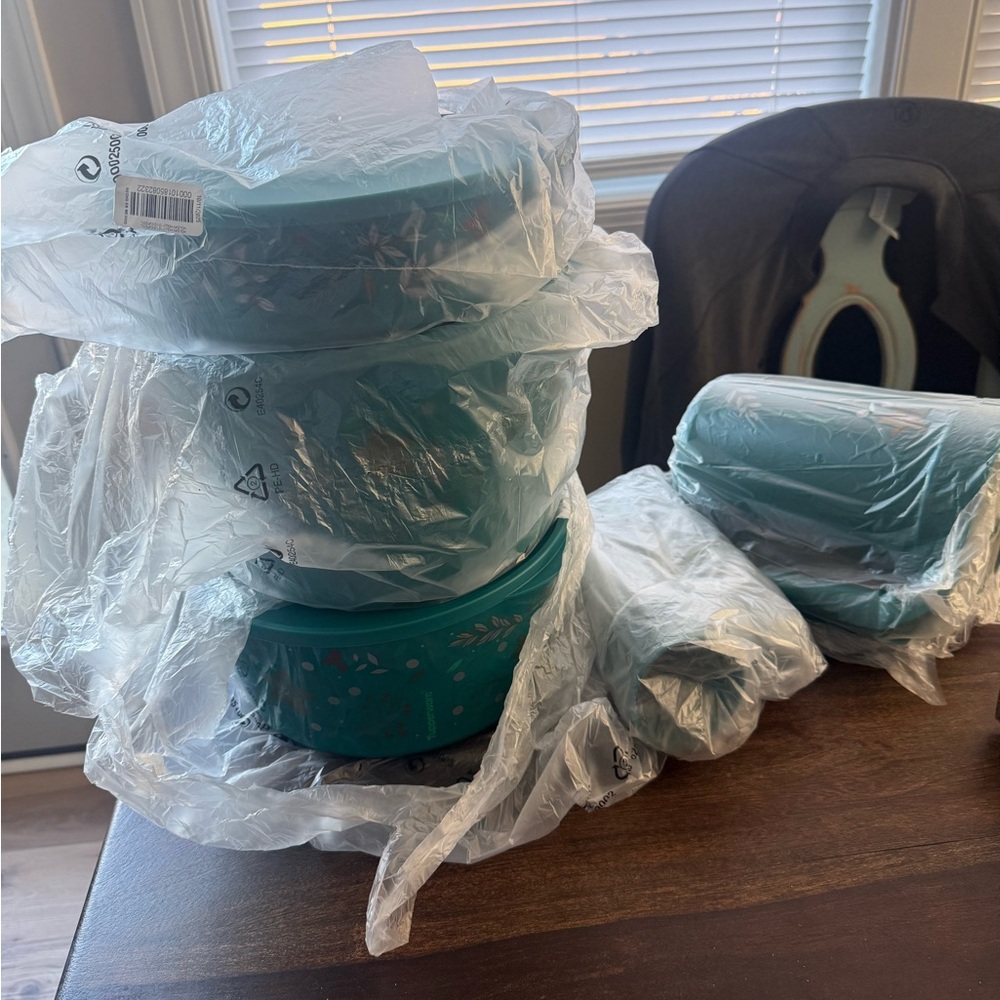 Tupperware Mexican Floral Set - Picture 2 of 3